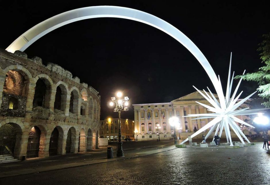 Festa in piazza per Capodanno 2025 a Verona Costa Veneziana