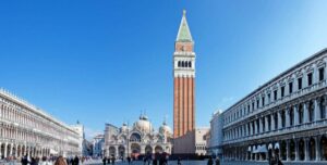 venice marathon 2024